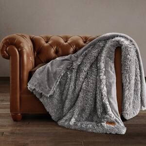 FRYE Arctic Luxe Faux Fur Throw 70”x60”